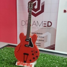 mafuyu gitar anime Yaoi 3d print model - Mito3D