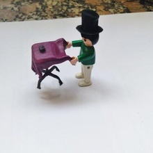 magicien flottant table magie flotte playmobil jouet Jeu 3d print model - Mito3D