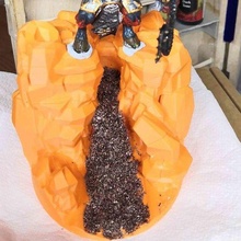 magma cascada acantilado base sombrero copa diorama martillo guerra 40k fantasía toy_game_accessories 3d print model - Mito3D