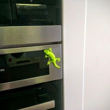 magnetic gecko animal fridge magnet decor 3d print model - Mito3D