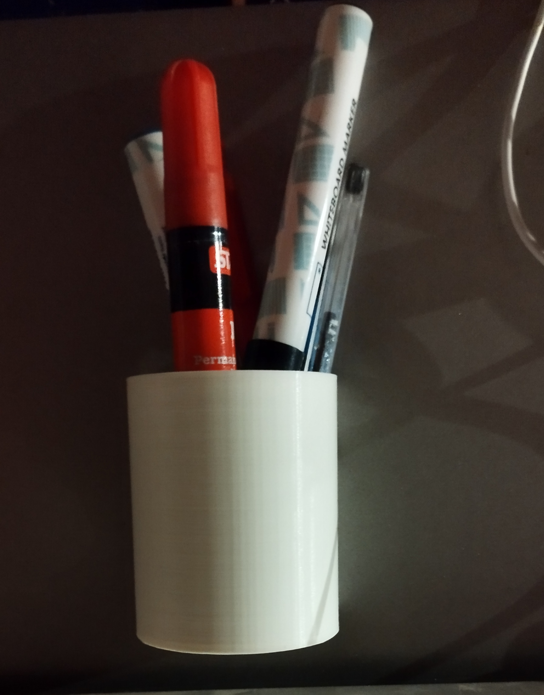 magnétique crayon tasse boîte pot crayons 3D print model - Mito3D