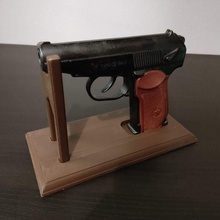 Makarov arma fogo exibição ficar pé réplica pm 3d print model - Mito3D
