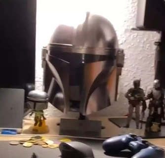 mandaloriano Hasbro capacete ficar pé 3d print model - Mito3D