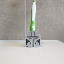 mandaloriano escova dente suporte fácil presente ficar pé Guerra Estrelas Estrela guerras banheiro 3d print model - Mito3D