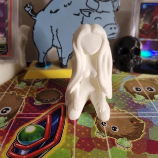 maníaco pantano sacerdotisa críptido leyenda ciencia mujer niña persona 3d print model - Mito3D