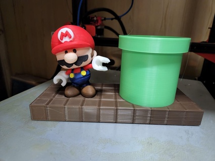Mario bros Bleistift Halter Unterstützung Schreibtisch Spiele Spieler Büro Spaß Spielzeuge Kunst Spielzeug Arkade nes 3d print model - Mito3D