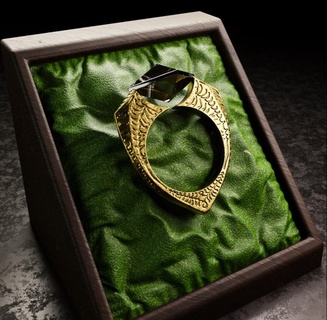 marvolo gaunt's ring - horcrux Jewelry harry potter gaunt hallow hogwarts voldemort riddle resurrection stone ron hermione 3d print model - Mito3D