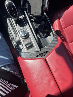 Maserati Center Konsole Taste Wagen Arm ausruhen Drücken 3d print model - Mito3D