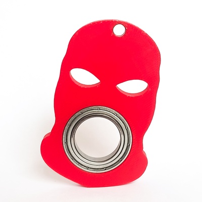 máscara llavero hilandero karambit rodamiento 3d print model - Mito3D