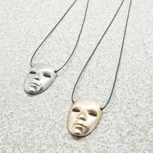 masque pendentif 2 modèles bijoux visage 3D print model - Mito3D