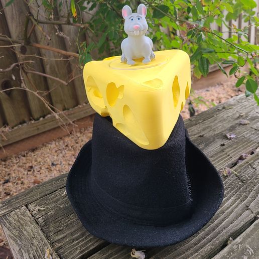 mechanized cheese fedora mouse animal mice hat wifi esp32 arduino circuit webserver 3D print model - Mito3D