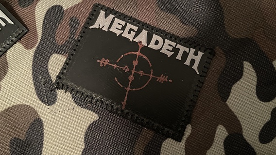 megadeth logo patch cerotti 3d print model - Mito3D