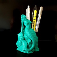 sirena & sostenedor de la pluma art las esculturas escultura sirene fantasía océano mar sexy niña mujer portalápices regalo 3d print model - Mito3D
