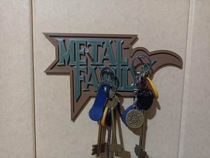 metallo famiglia governante portachiavi fan arte metallica roccia musica cartone animato 3d stampa 3d print model - Mito3D
