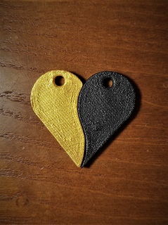 mic - heart pendants love mothersday valentinesday valentine pendant keychain 3d print model - Mito3D