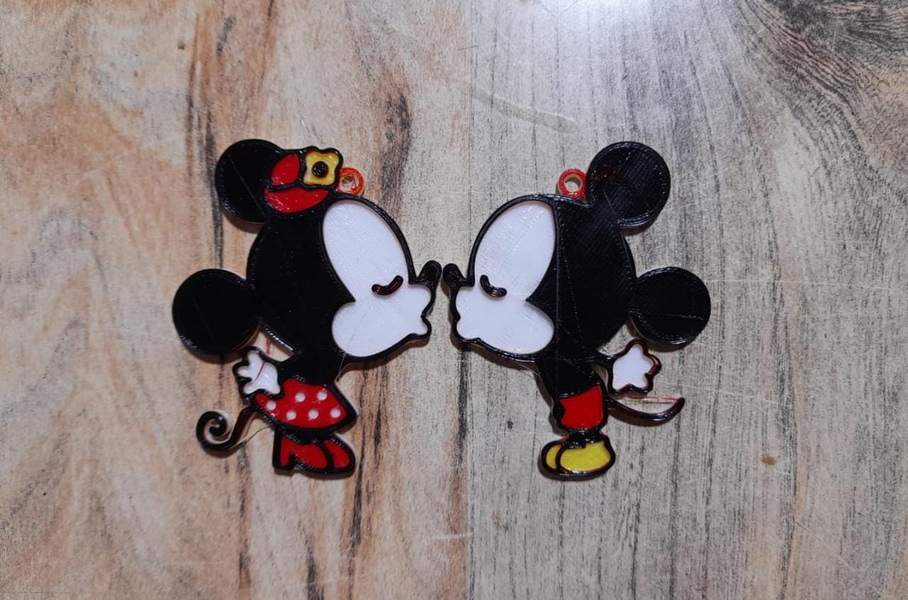 Mickey minnie Beso llavero cadenas heno san valentin día amor 3D print model - Mito3D