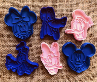 mickey mouse minnie goofy daisy donald pluto cookie cutter Various cutters cookies 3d print model - Mito3D