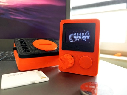 micro portable Cas gaine attiny85 tinyjoypad jeuxxcultes envahisseurs minuscule attiny 3d print model - Mito3D