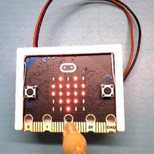 microbit v2 Astuccio guaina opzionale batteria pacco 3d print model - Mito3D
