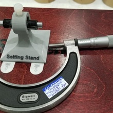 micrometro standard apparecchio attrezzo mitutoyo Marrone tagliente calibro ambientazione Starrett 3d print model - Mito3D