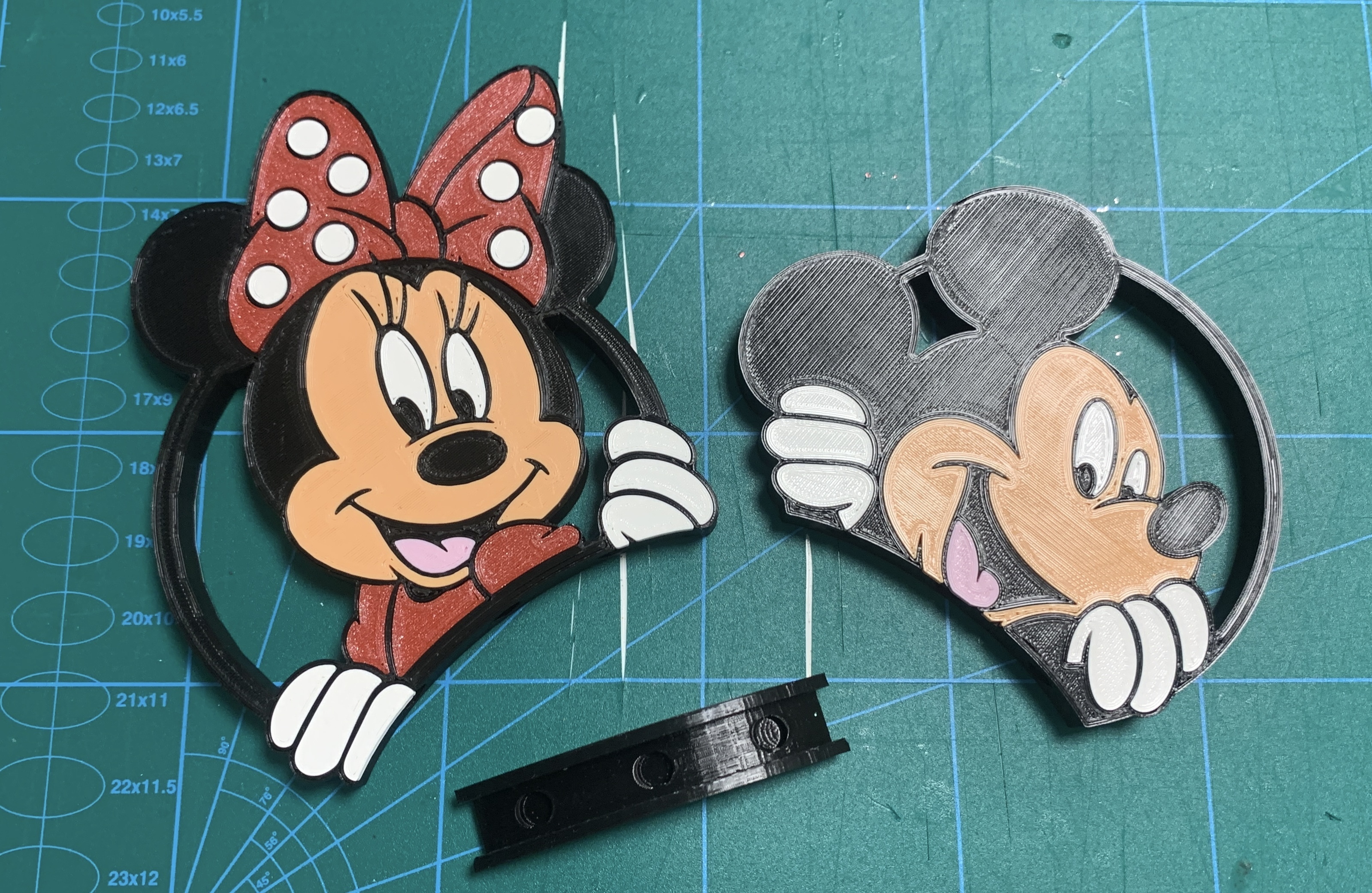 Mikey Minnie oreilles Mickey disney Disneyland Paris 3D print model - Mito3D