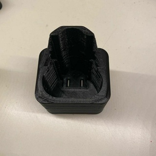 Milwaukee m12 USB carregador Ferramentas mão faça 3d print model - Mito3D