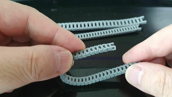 mini cable chain cableveyor micro miniature 3d print model - Mito3D