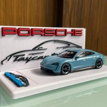 mini gt Porsche taycan turbo afficher base Jeu 164 164scale échelle 39 affichage minigt porschetaycan 3d print model - Mito3D