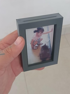 mini portrait holder Home photo family box 3d print model - Mito3D