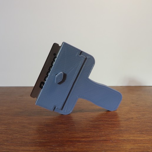 mini scraper tool razor blade spatula 3D print model - Mito3D
