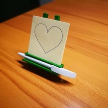 miniature easel pen holder office post-it 3d print model - Mito3D