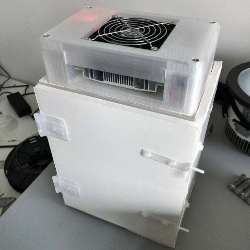 minifridge - wifi 12v esp32 fridge peltier refrigerator electronics 3D print model - Mito3D