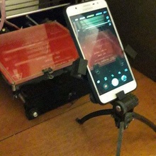tripé móvel gadget iphone móveis de telefone suporte o a dispositivos universal celular 3d print model - Mito3D