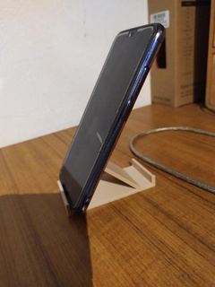 moderno teléfono inteligente tableta estante soporte mantel 3d print model - Mito3D