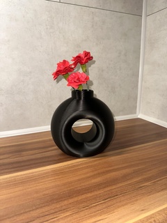 modern vase decoration flowers round original small 3d print model - Mito3D