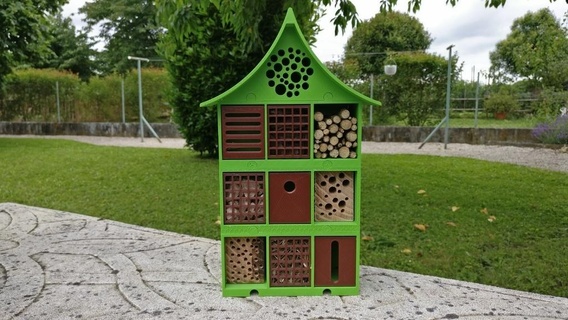 modular insect hotel bee created freecad covers motel nature outdoor garden 3d print model - Mito3D