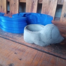 molde cemento maceta perrito perro 3d print model - Mito3D