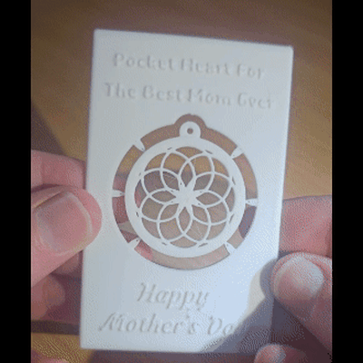 mom's mini keepsakes pocket hugs mother's day art motherscults mothersday card trinket pockethug keychain 3d print model - Mito3D