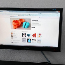 pantalla del monitor soporte ajustable casa titular lcd de montaje el monte la oficina 3d print model - Mito3D