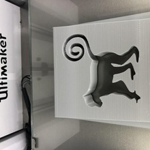 scimmia fermaporta casa di battuta ape la famiglia housekey chiave doorkey 3d print model - Mito3D