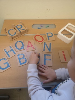 montessori letter plates education alphabet children toy learning 3d print model - Mito3D