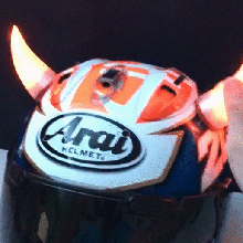 moto capacete de chifre diabo a moda vermelho ímã passeio noite divertido d y arai diodo emissor luz motocicleta cosplay anime horn 3d print model - Mito3D
