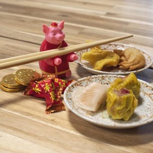 multi-color anno di maiale bacchette titolare strumento La stampa 3d da tavolo multicolor nuovo lunare utensili cucina cibo pranzo le il cinese animale 3d print model - Mito3D