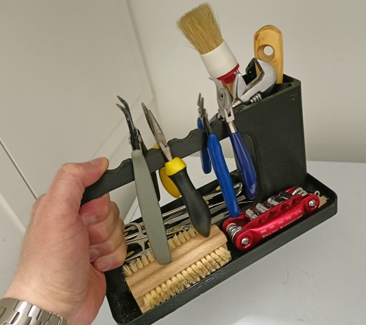 narrow toolset - porte outils pr sentoire tools pliers folders 3D print model - Mito3D