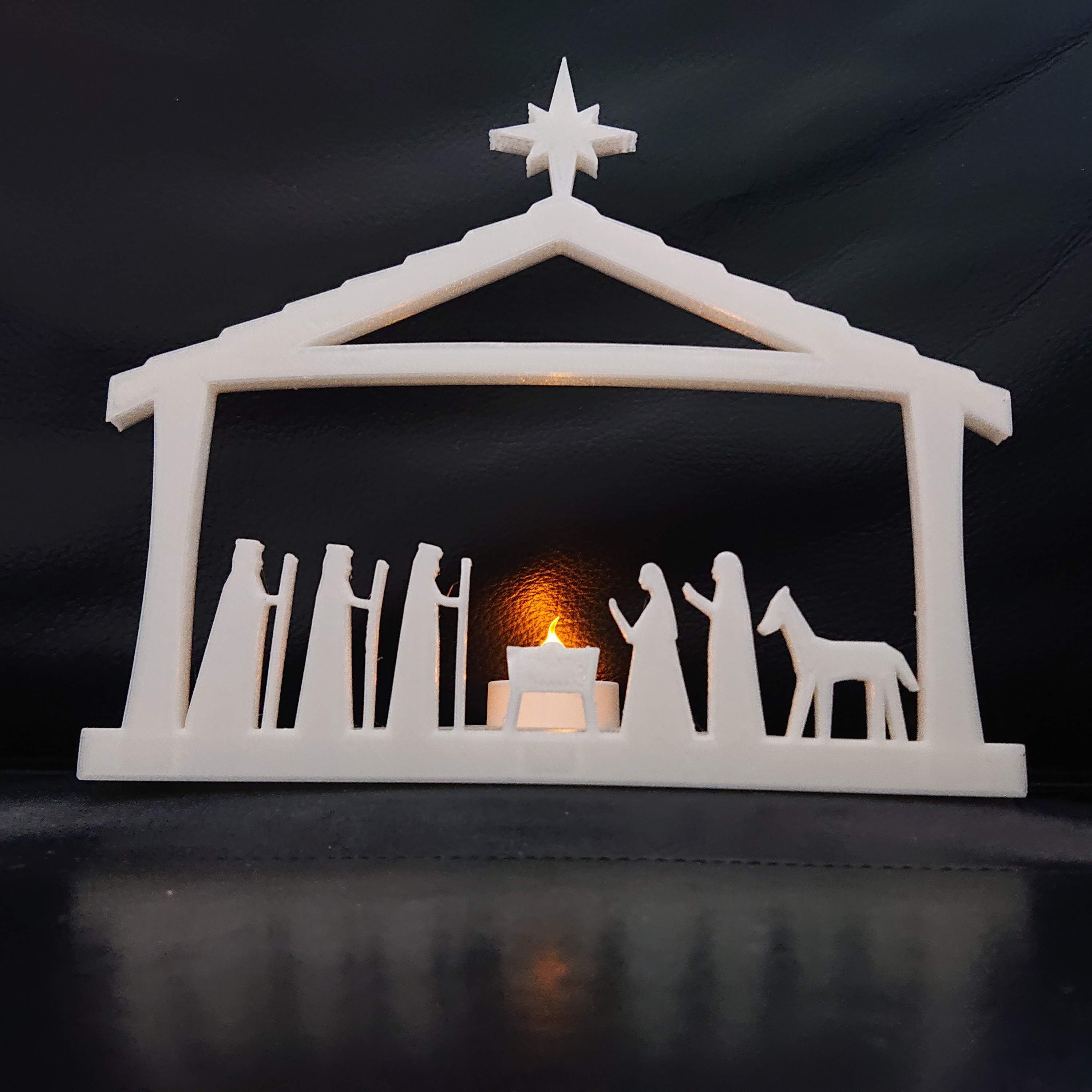 Nativité scène bougie chauffe plat titulaire soutien Noël décoration thé lumière 3D print model - Mito3D