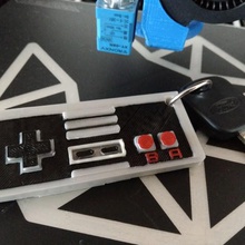 nes controller portachiavi gioco jannie gamepad di geek i nintendo super mario 3d print model - Mito3D