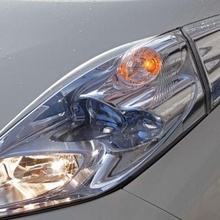 Nissan feuille phares lumière 3d print model - Mito3D