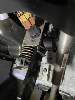 nissiano qashqai estallar embrague pedal fijador nissan reparar coche vehiculo automotor accesorios cilindro 3d print model - Mito3D