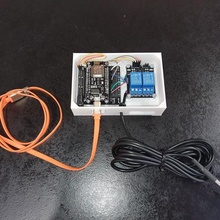 nodemcu boîte + 2 relais sonde ds18b20 gadget esp8266 Cas gaine 3d print model - Mito3D