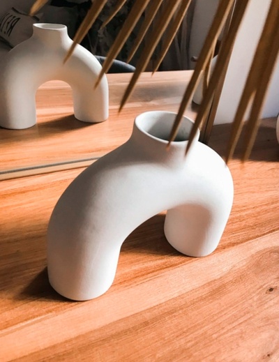 nordisch kreisförmig hohl vase jarr spenden toroid karte kreis design desing 3d print model - Mito3D